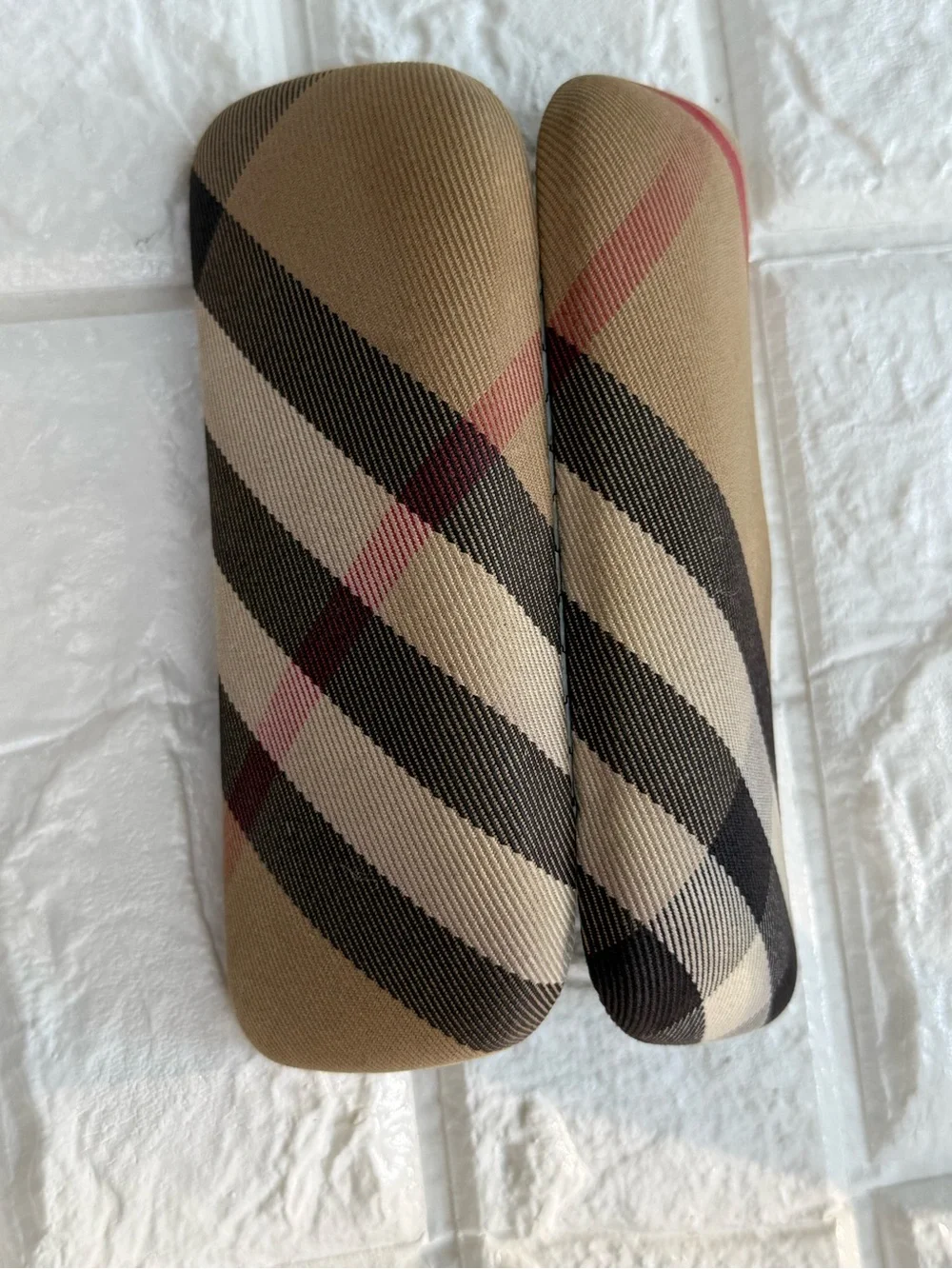 Vintage Burberry clamshell hard sunglasses case